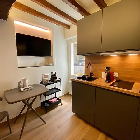 Daire Zenone Monolocale Historic Center