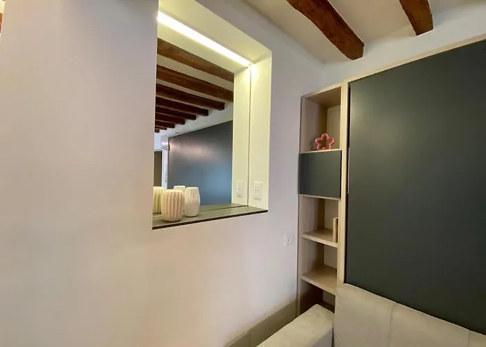 Zenone Monolocale Historic Center Ρέτζιο Εμίλια