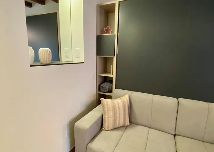 Zenone Monolocale Historic Center * Ρέτζιο Εμίλια